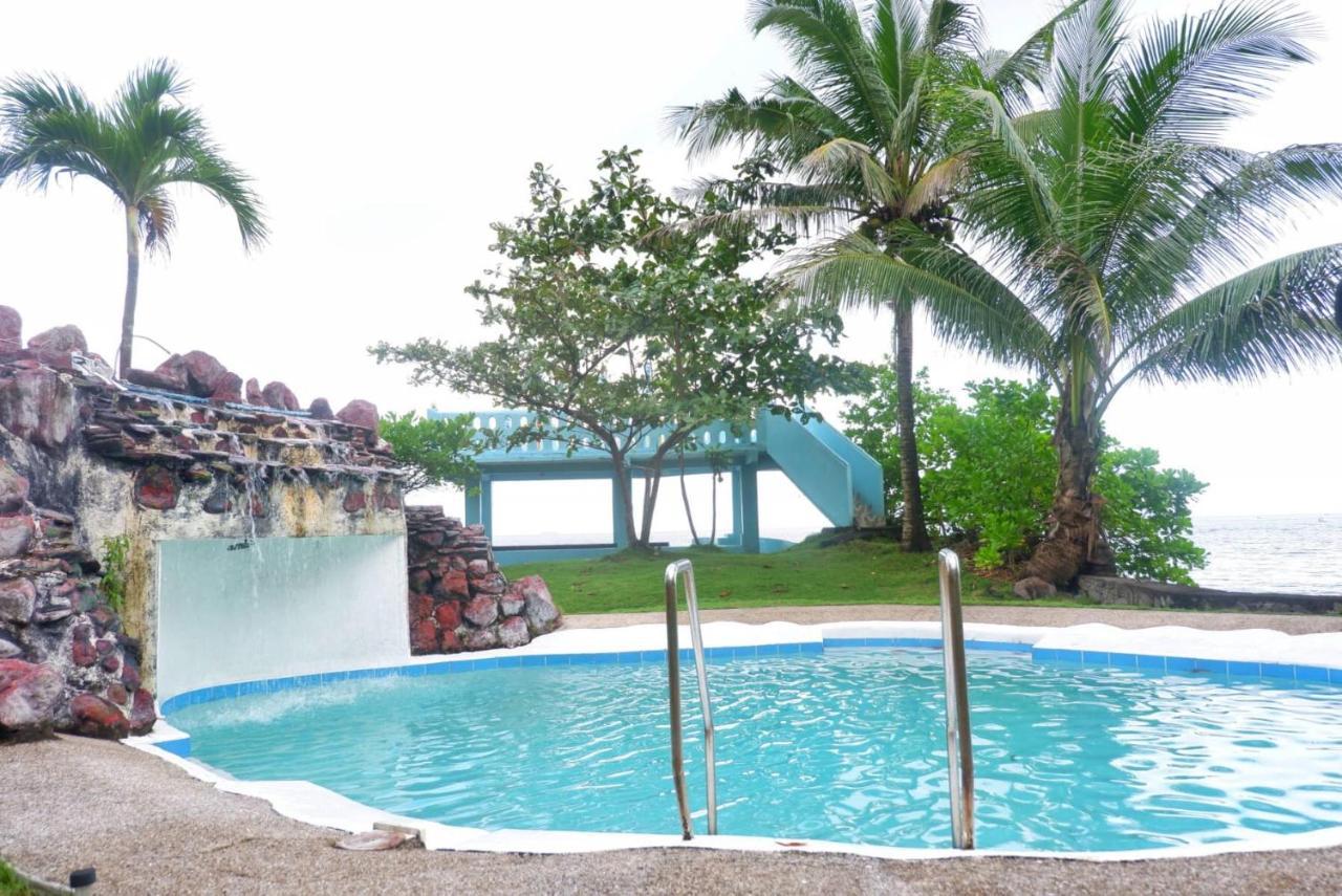 Puesta Del Sol Beach Bungalows And Restobar Mambajao Ngoại thất bức ảnh